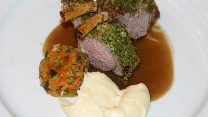 Carre d'Agnello in Crosta di Erbe aromatiche - goodstuff AlpeAdria