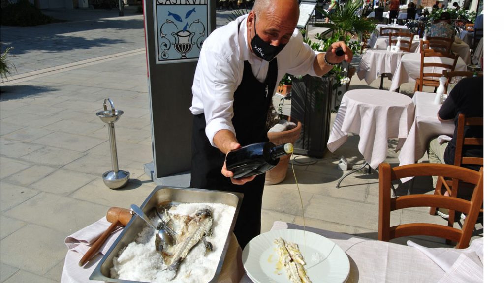 Trattoria de Toni: Ernesto und der Branzino - goodstuff AlpeAdria