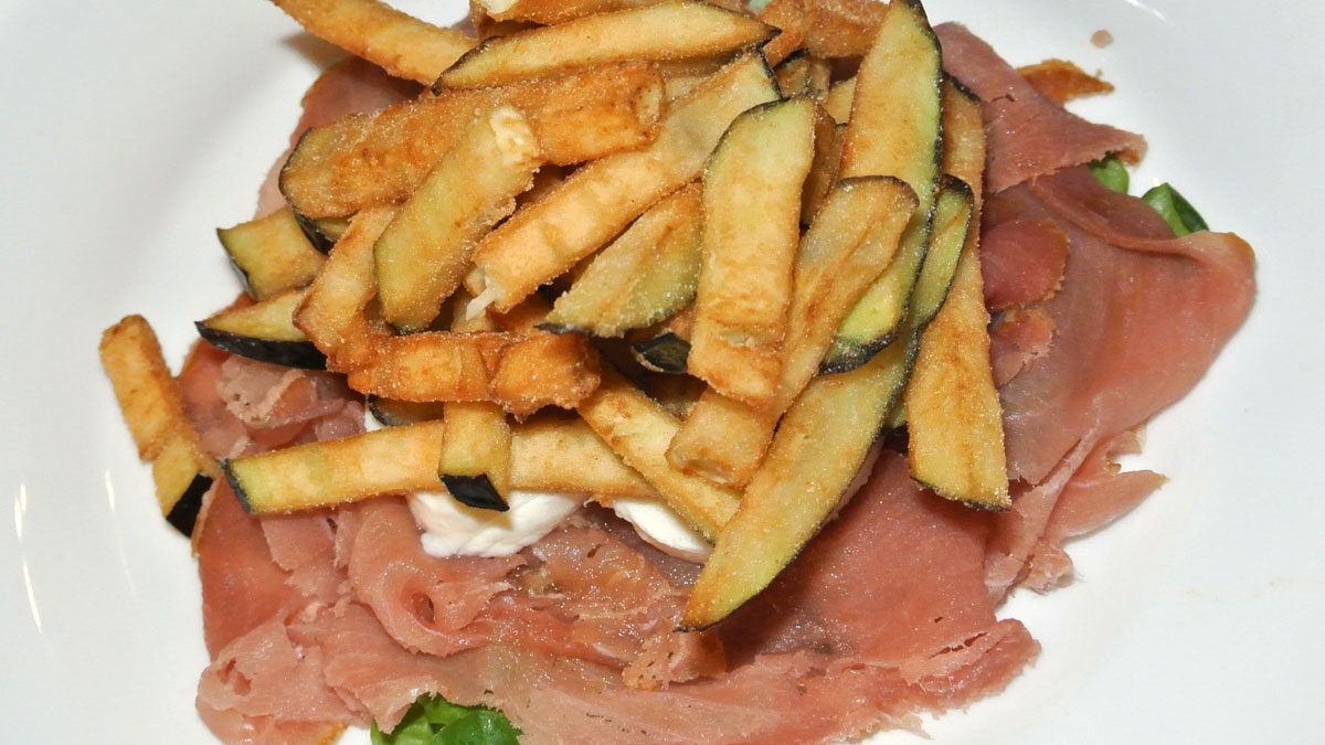 Prosciutto di Tonno, Mozzarella e Melanzane fritte - goodstuff AlpeAdria