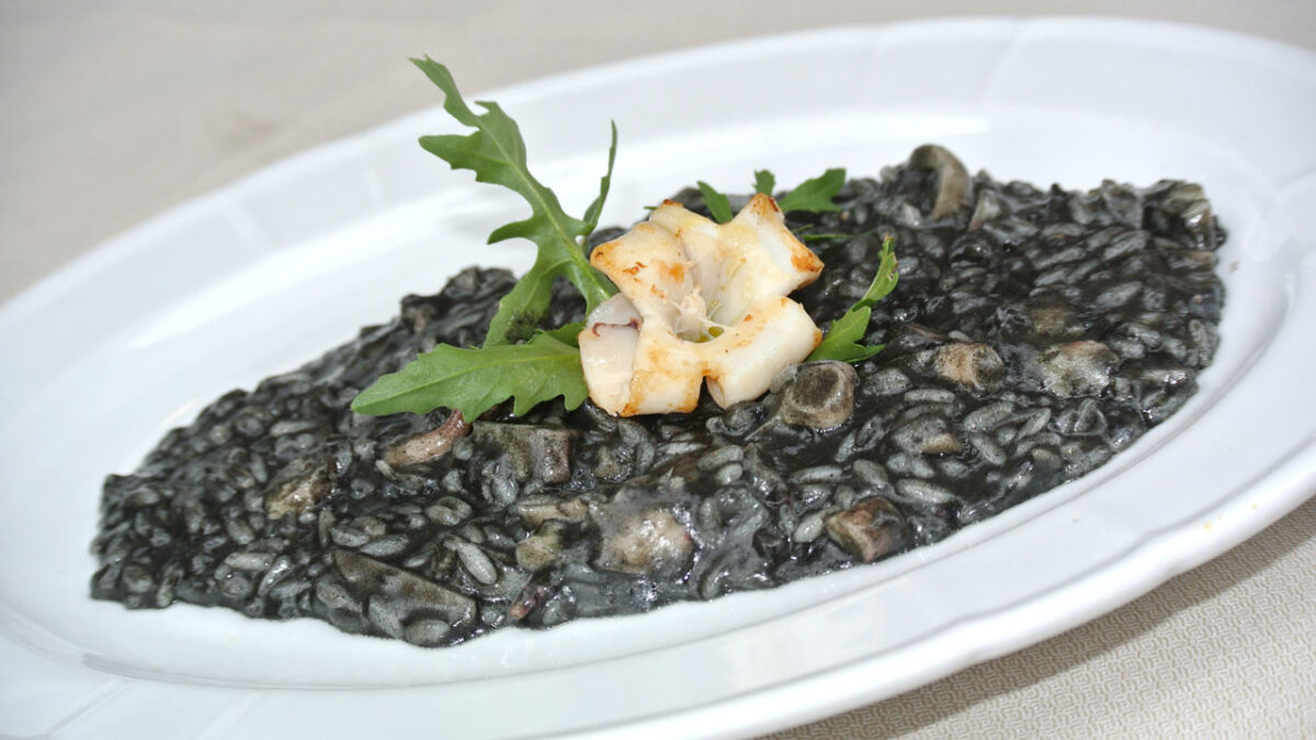 Crna Rizota - Risotto nero - goodstuff AlpeAdria