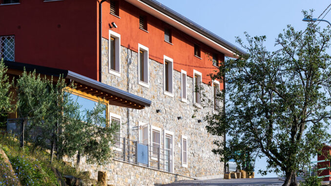 Tenuta Stella in Scriò, Italien - © Tenuta Stella Tenuta Stella in Scriò, Italien - © Tenuta Stella