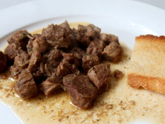 Carne de Vinha e d’Alhos – Schweinsschopf - goodstuff AlpeAdria