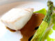Ricciola in Oliocottura, Asparago verde e Salsa di Conchiglie - goodstuff AlpeAdria