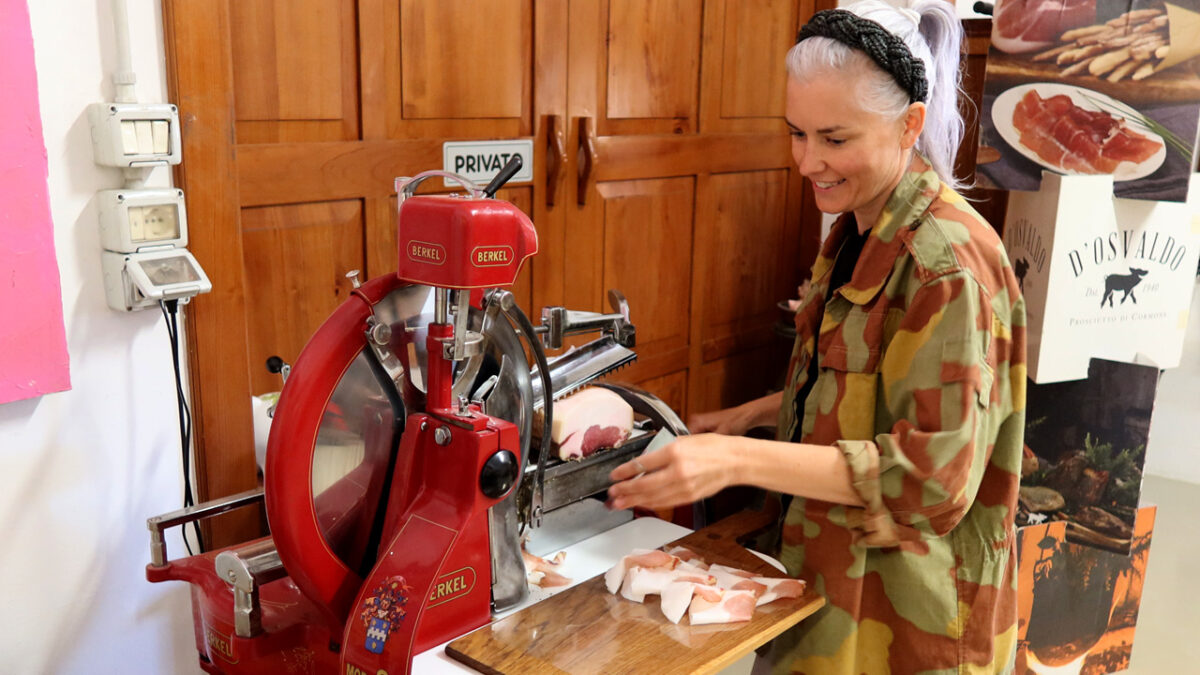 Monica D'Osvaldo schneidet Filone - goodstuff AlpeAdria