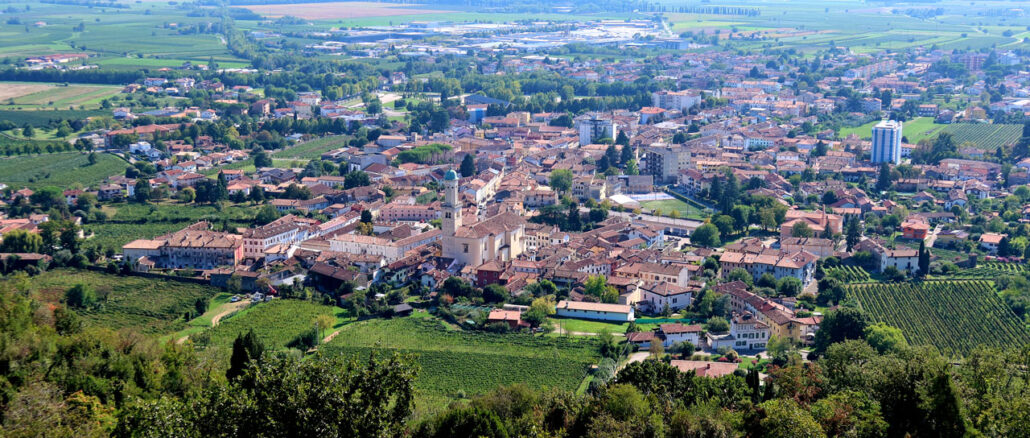 Blick auf Cormòns, Italien - goodstuff AlpeAdria