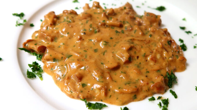 Eierschwammerlgulasch - goodstuff AlpeAdria