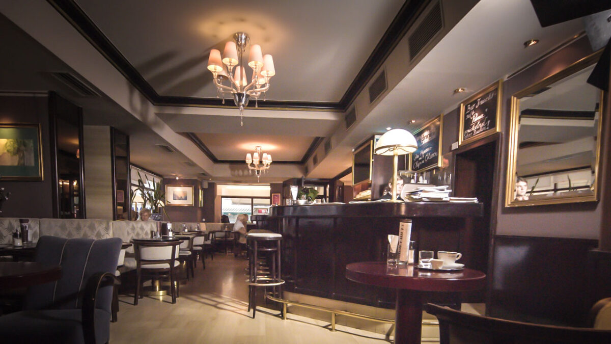 im Kaffeehausim Kaffeehaus - © Craigher Chocolat